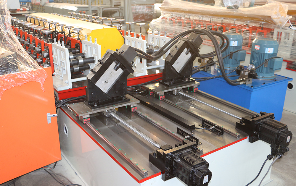 2 on 1 Roll Forming Machine